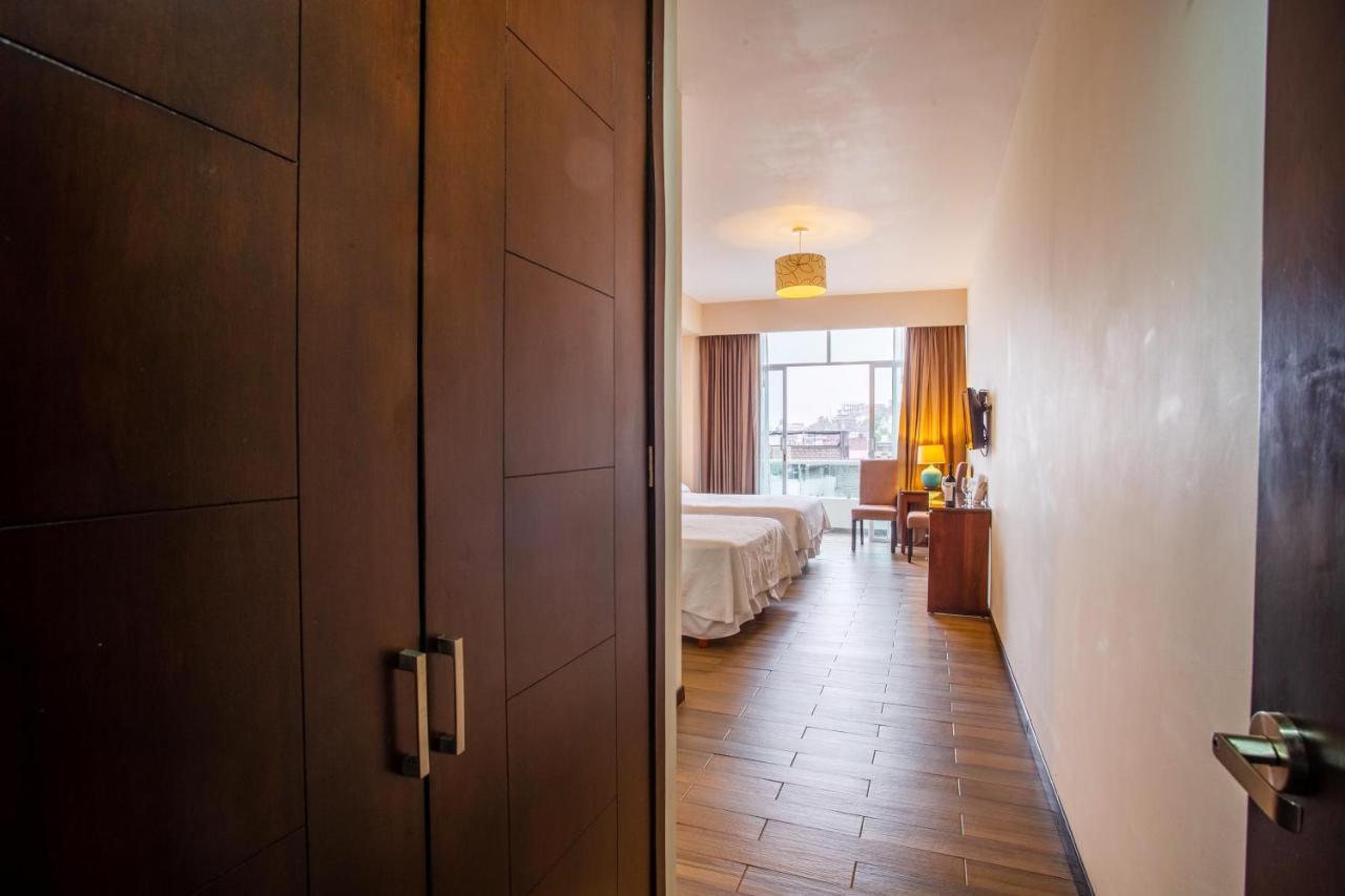 Blaze Hotel & Suites Puerto Vallarta Exteriör bild