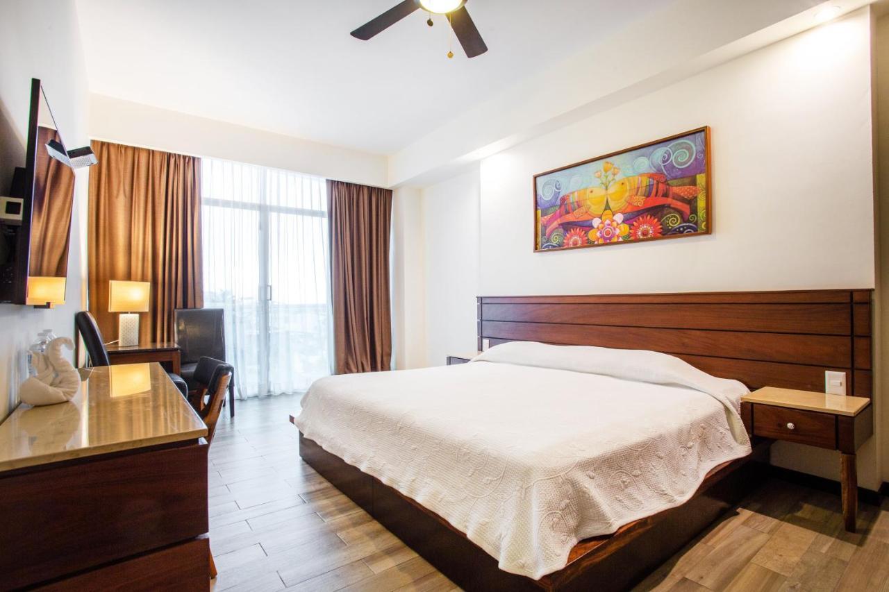 Blaze Hotel & Suites Puerto Vallarta Exteriör bild