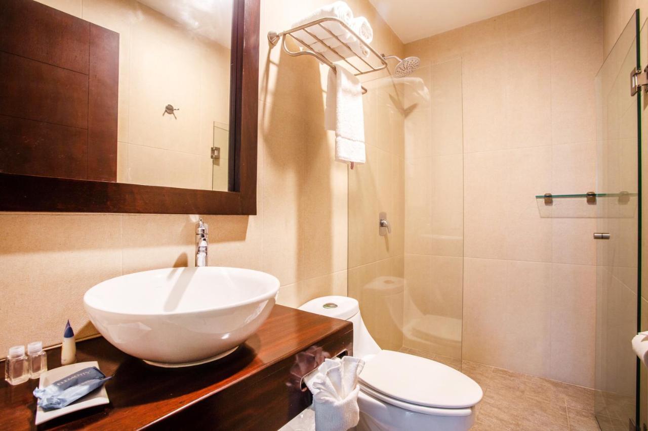 Blaze Hotel & Suites Puerto Vallarta Exteriör bild
