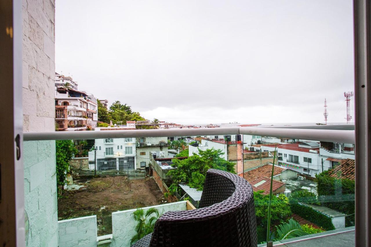Blaze Hotel & Suites Puerto Vallarta Exteriör bild