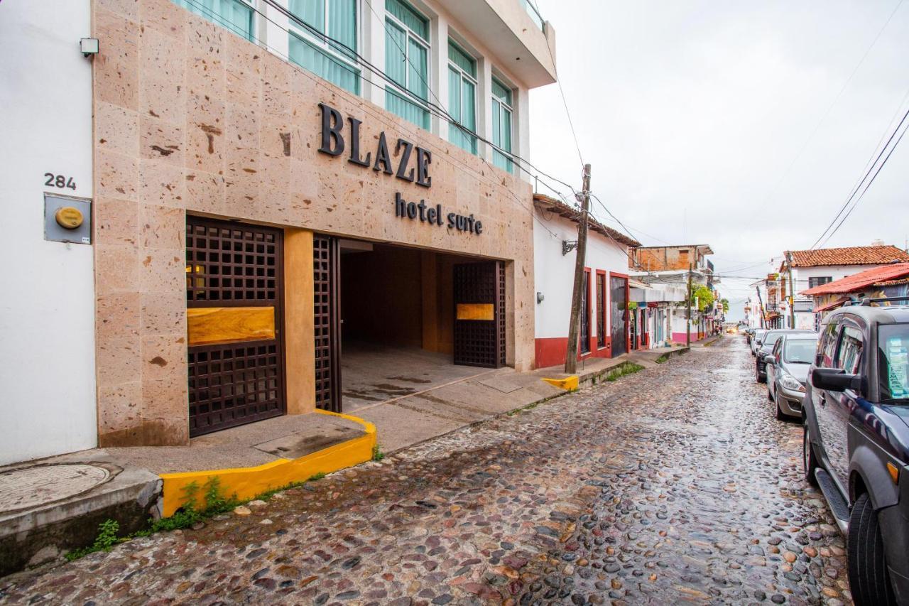 Blaze Hotel & Suites Puerto Vallarta Exteriör bild