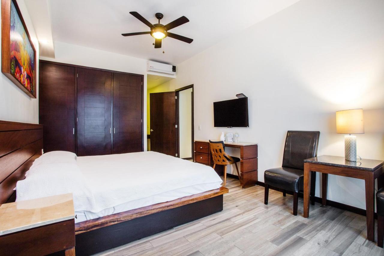 Blaze Hotel & Suites Puerto Vallarta Exteriör bild